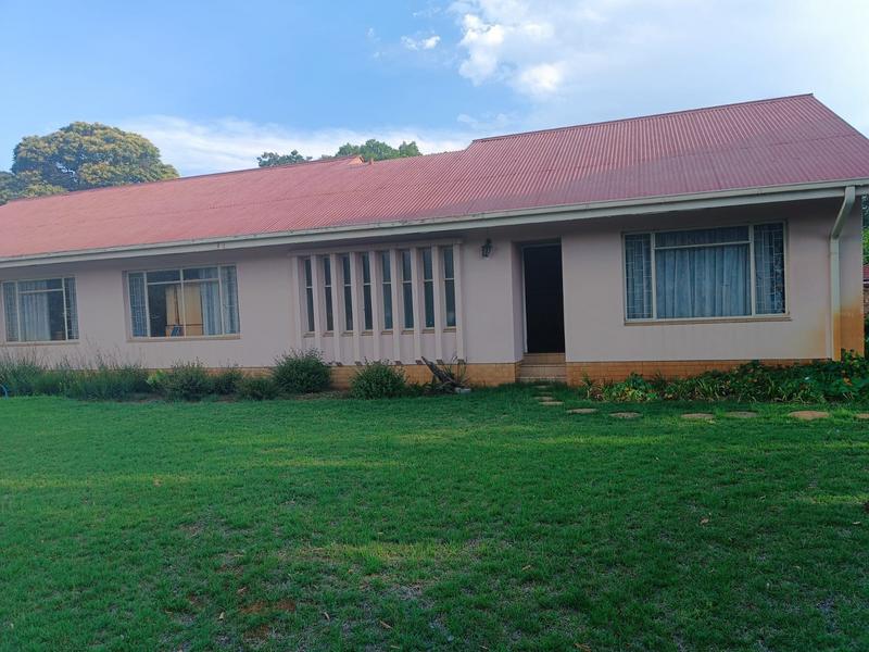 5 Bedroom Property for Sale in Parys Free State